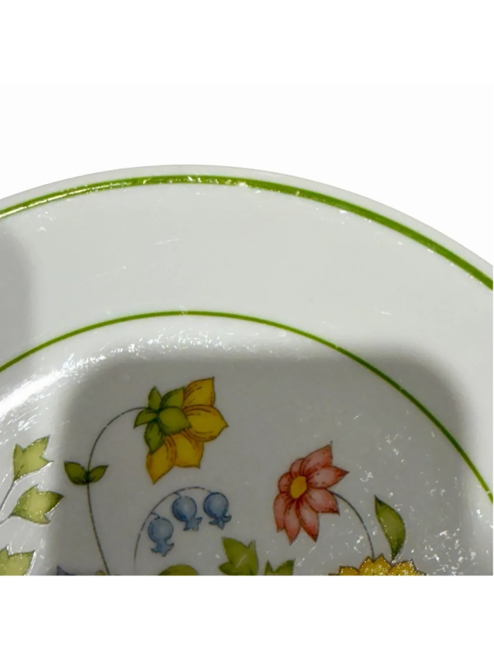 Corelle Spring Meadow Wild Flowers Salad Plate 8.5” Green Floral Vintage USA